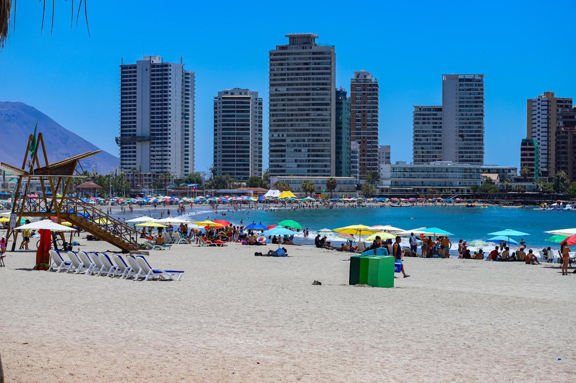 Hostal Sol Del Pacifico 이키케 외부 사진