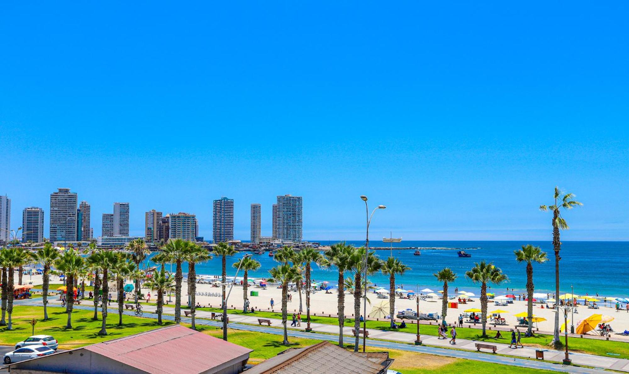 Hostal Sol Del Pacifico 이키케 외부 사진