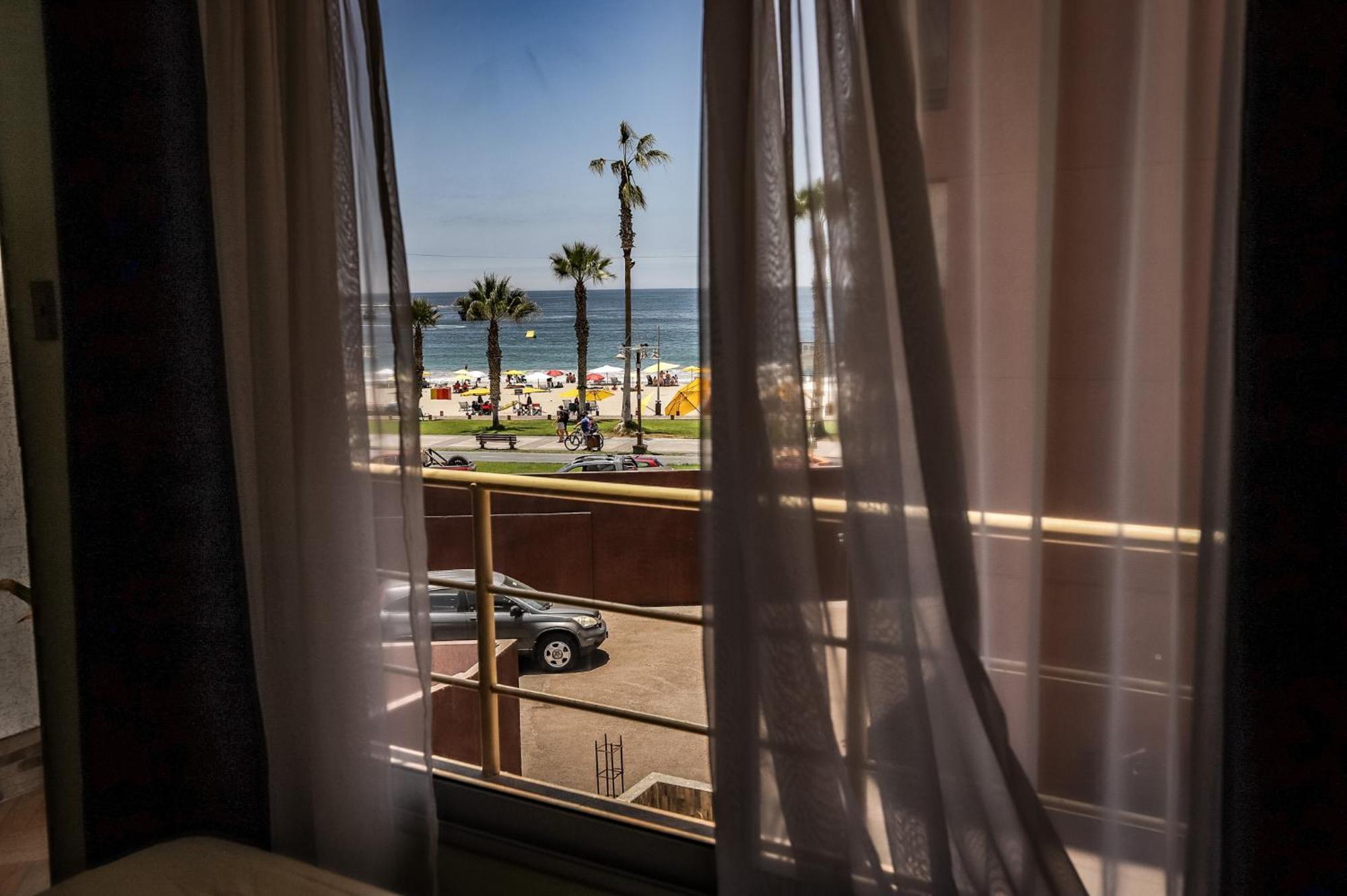 Hostal Sol Del Pacifico 이키케 외부 사진
