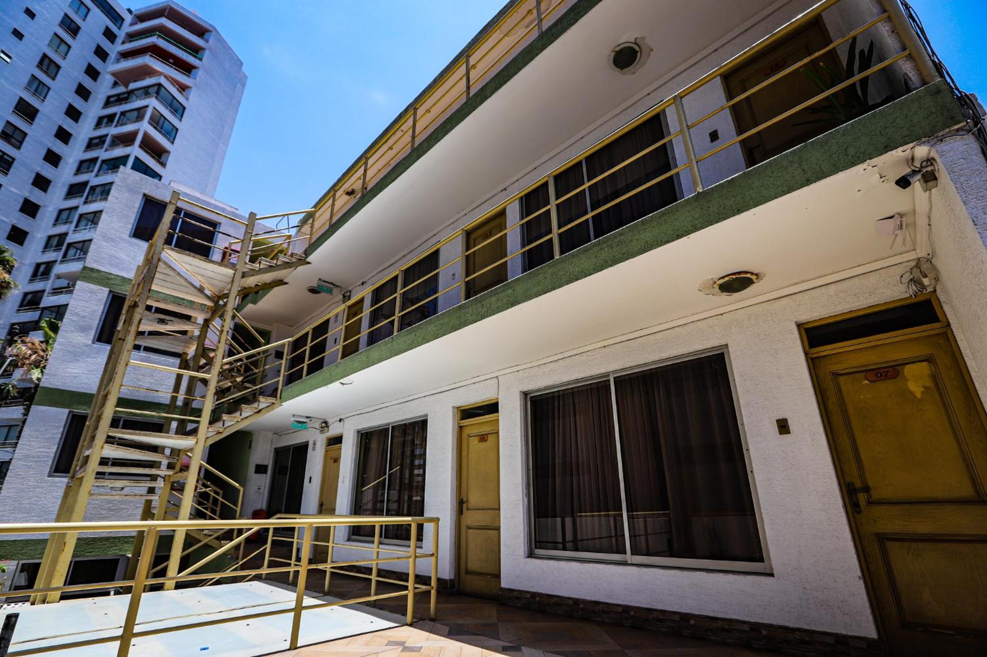 Hostal Sol Del Pacifico 이키케 외부 사진